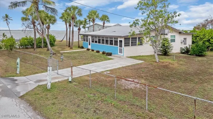 Picture of 1155 Hamilton St, Chokoloskee FL 34138