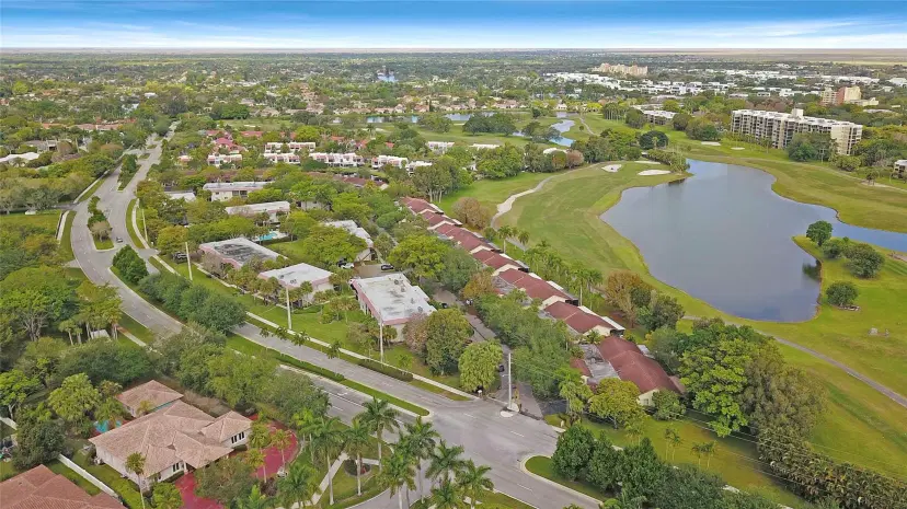Picture of 16145 Laurel Dr 31, Weston FL 33326