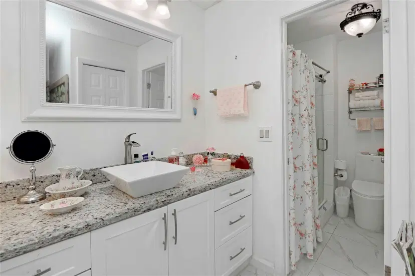 Picture of 16145 Laurel Dr 31, Weston FL 33326