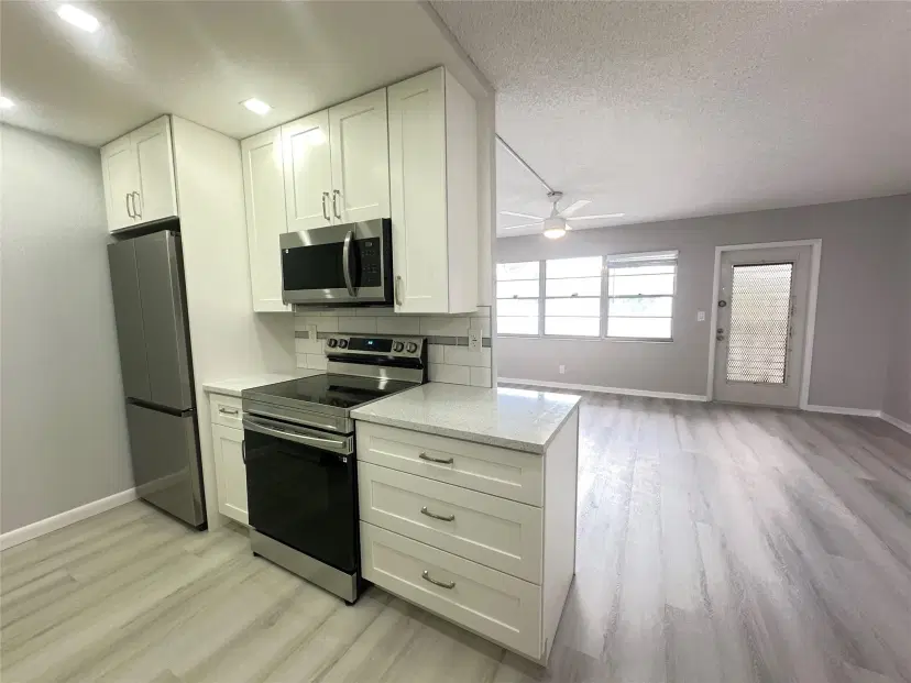 Picture of 2048 Newport N 2048, Deerfield Beach FL 33442