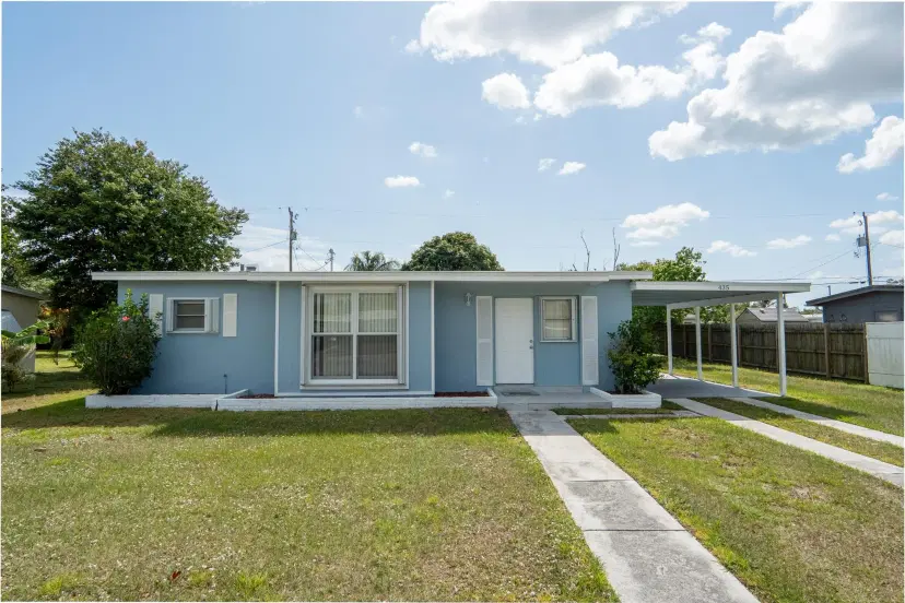 Picture of 435 SE Airoso Boulevard, Port St Lucie FL 34983