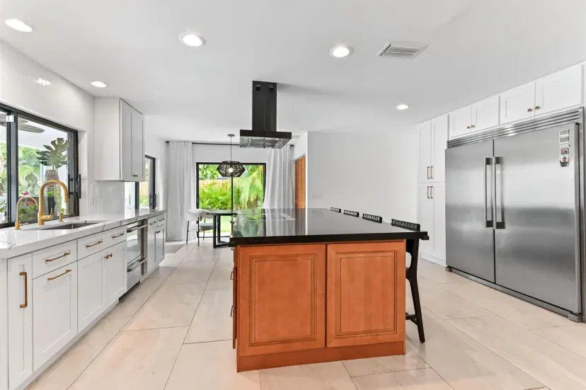 Picture of 148 NW 98Th Lane, Coral Springs FL 33071