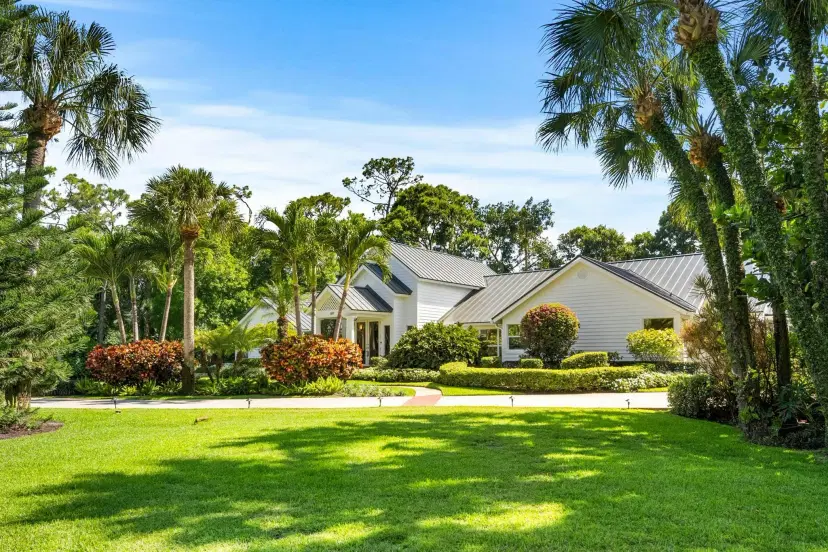 Picture of 109 Tanbark Trail, Wellington FL 33414