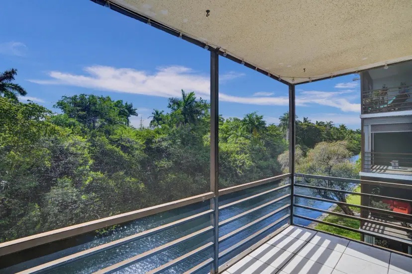 Picture of 105 Royal Park Drive 3D, Oakland Park FL 33309