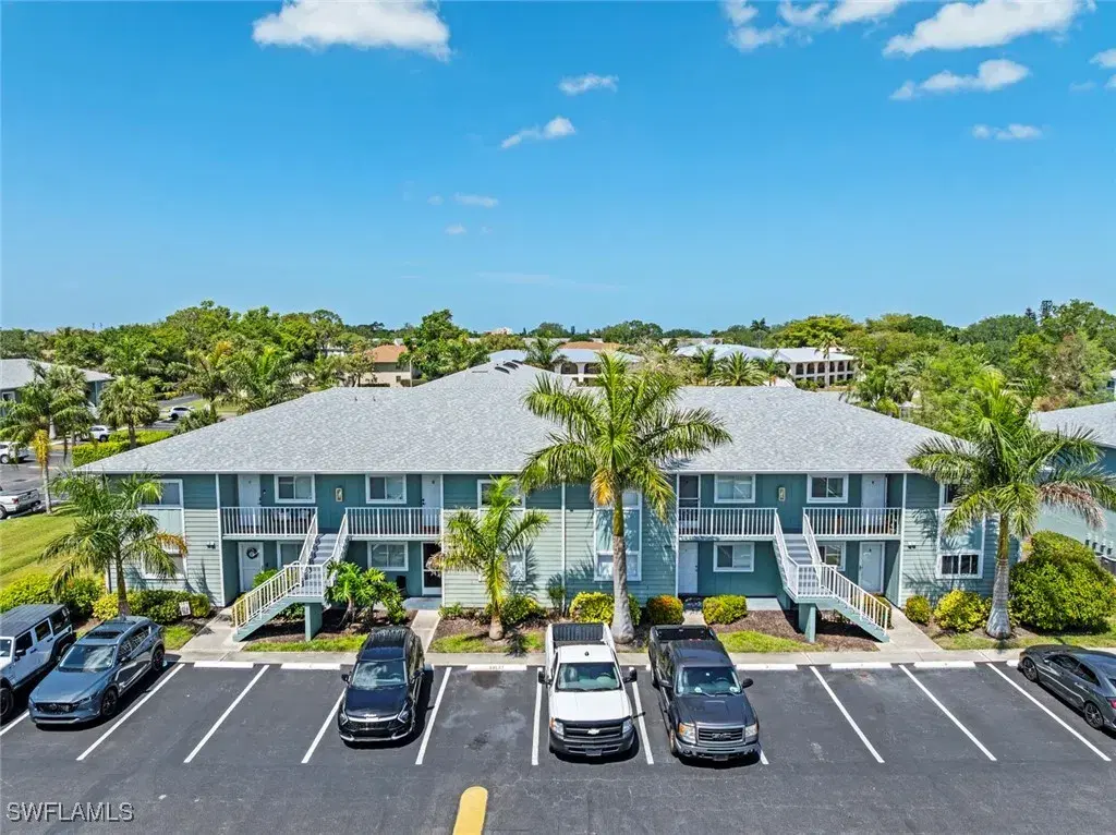 Picture of 138 Cypress Way E 404, Naples, FL 34110