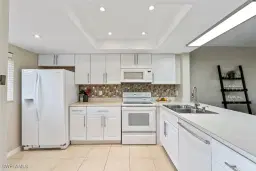 Picture of 138 Cypress Way E 404, Naples, FL 34110