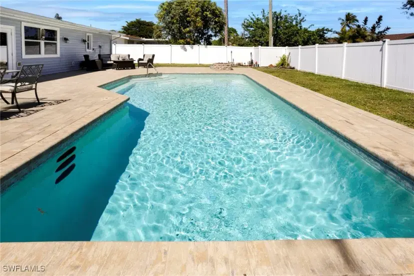Picture of 8942 Forest St, Fort Myers FL 33907