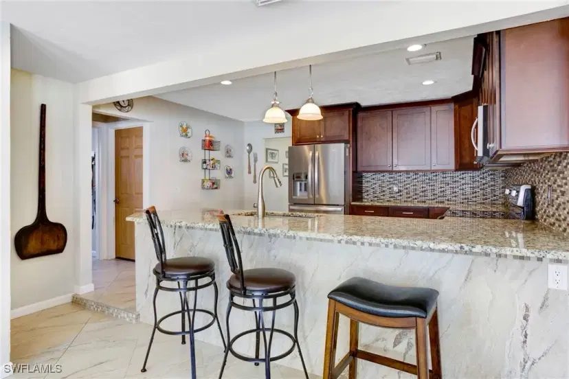 Picture of 8942 Forest St, Fort Myers FL 33907