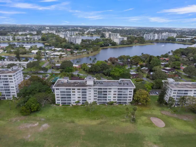 Picture of 3000 N Palm Aire Dr 601, Pompano Beach FL 33069
