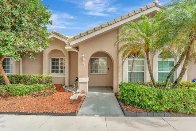Picture of 3185 Holiday Springs Blvd 48, Margate FL 33063