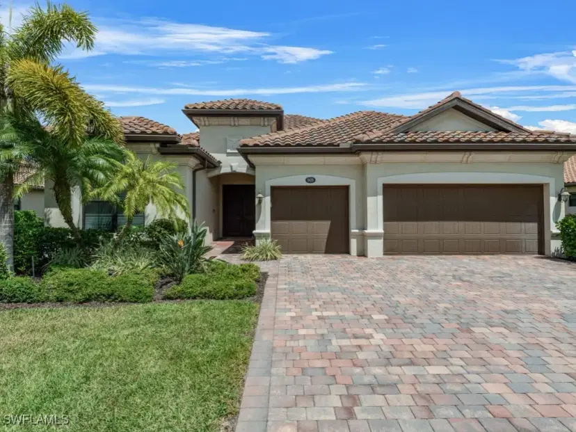 Picture of 9459 Campanile Cir, Naples FL 34114