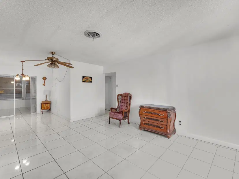 Picture of 4270 NW 49Th Ave, Lauderdale Lakes FL 33319
