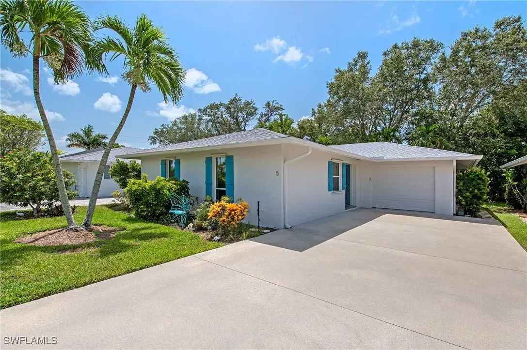 Picture of 5 Rivard Rd 22, Naples, FL 34112