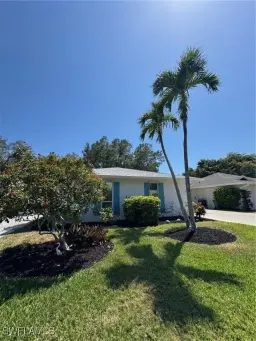 Picture of 5 Rivard Rd 22, Naples, FL 34112