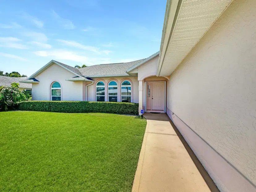 Picture of 5207 Indian Bend Lane, Fort Pierce FL 34951