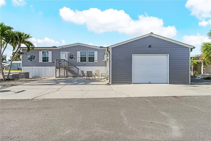Picture of 7157 Ladyfish Dr, St. James City FL 33956