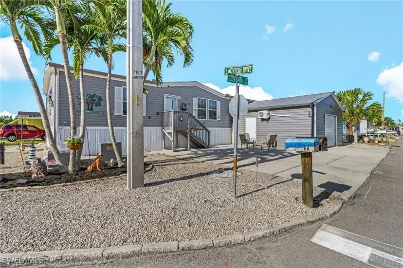 Picture of 7157 Ladyfish Dr, St. James City FL 33956