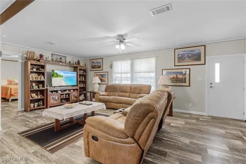 Picture of 7157 Ladyfish Dr, St. James City FL 33956