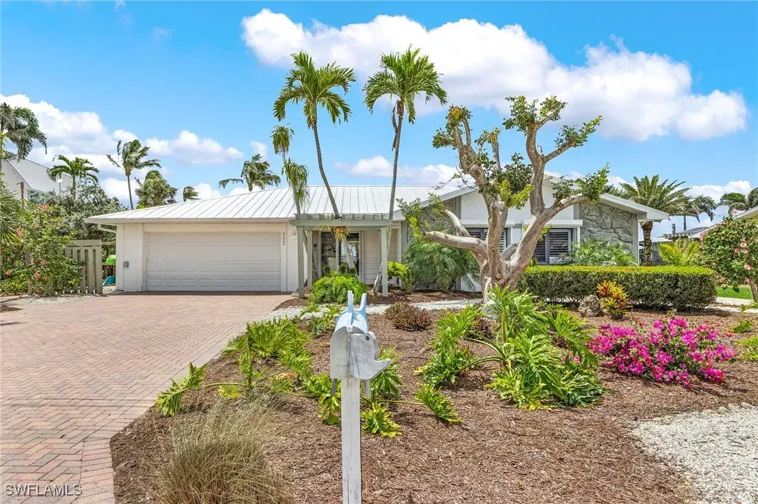 Picture of 3625 San Carlos Dr, St. James City, FL 33956