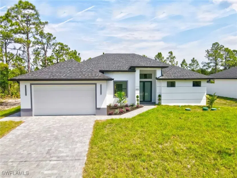 Picture of 1023 Gladys St, Lehigh Acres FL 33974