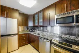 Picture of 3475 N Country Club Drive 602, Aventura, FL 33180