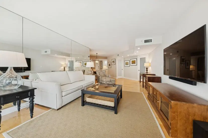 Picture of 3000 N Ocean Drive 18-G, Singer Island FL 33404