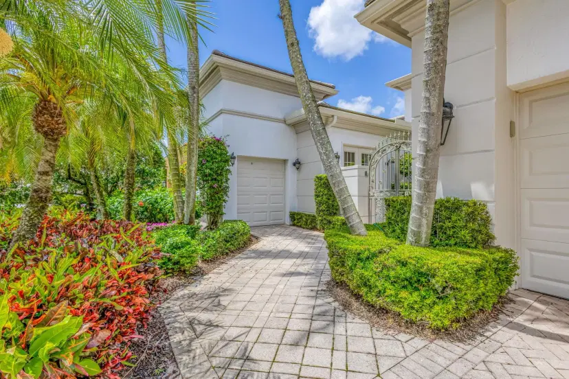 Picture of 119 Via Paradisio, Palm Beach Gardens FL 33418