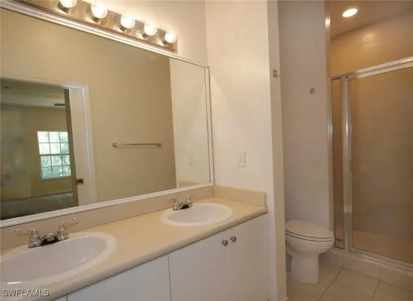 Picture of 8423 Bernwood Cove Loop 406, Fort Myers FL 33966
