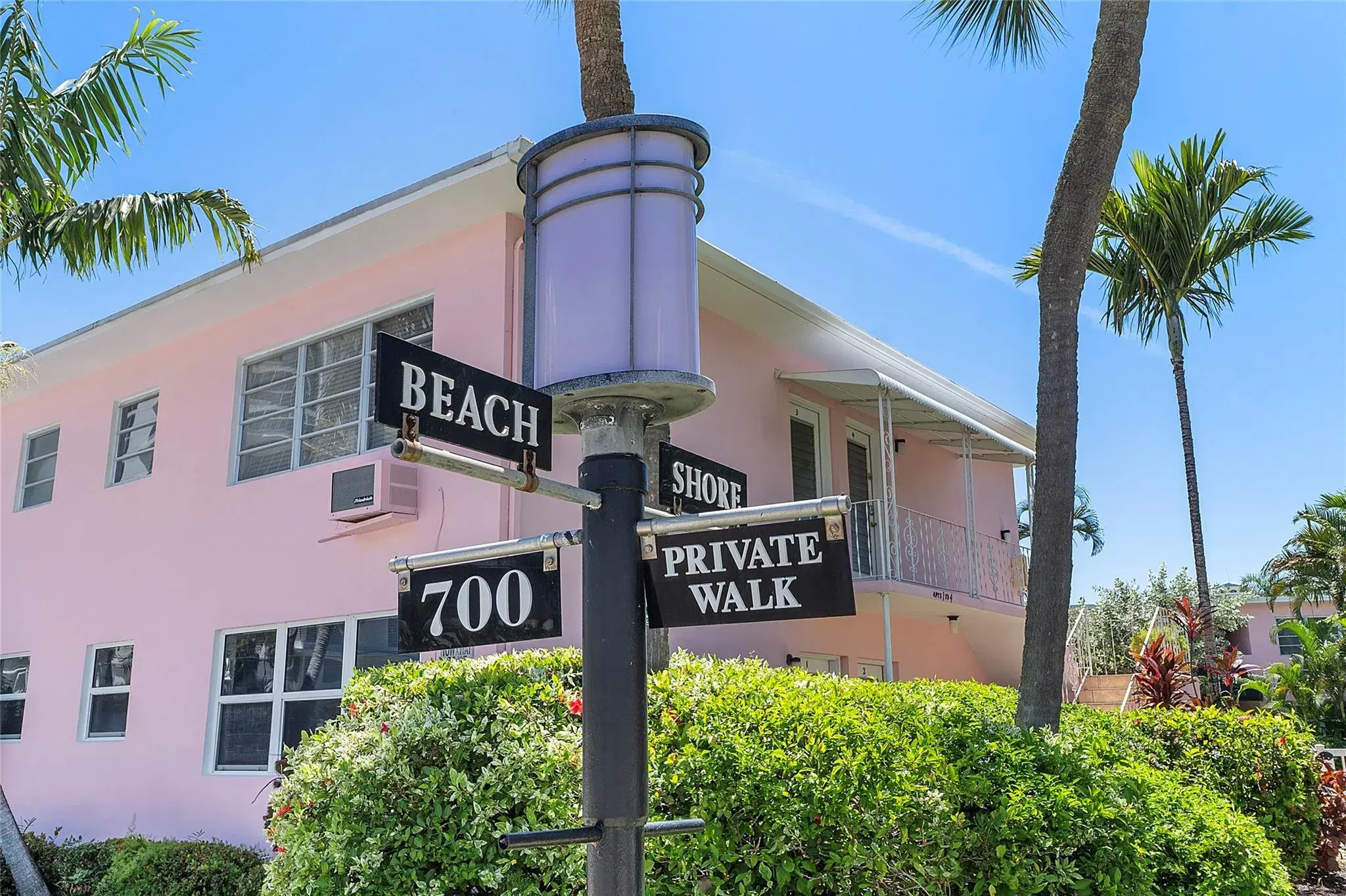 Picture of 700 Bayshore Dr 14, Fort Lauderdale, FL 33304