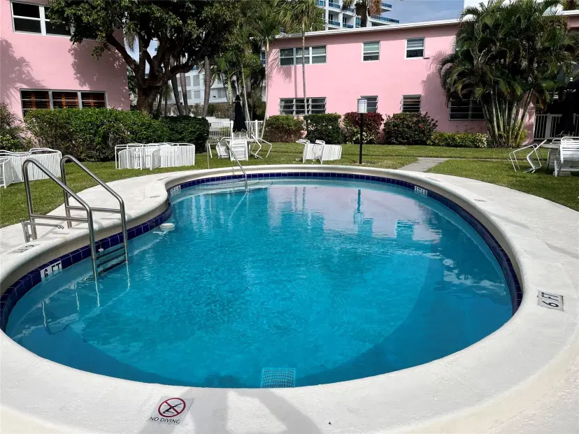 Picture of 700 Bayshore Dr 14, Fort Lauderdale FL 33304
