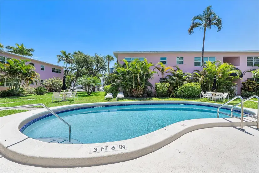 Picture of 700 Bayshore Dr 14, Fort Lauderdale FL 33304