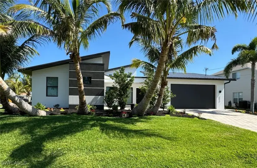 Picture of 3823 SW 3Rd St, Cape Coral FL 33991