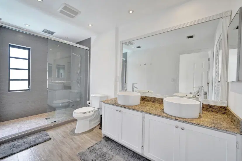 Picture of 104 Kensington Rd, Hollywood FL 33021