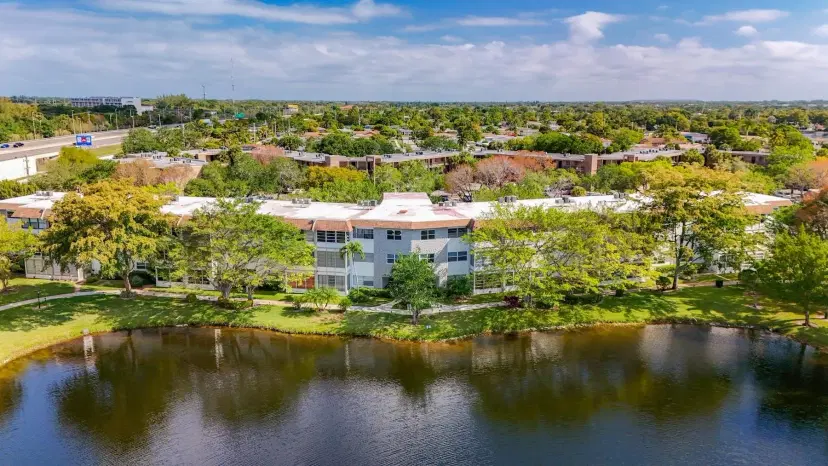 Picture of 5102 NW 36Th St 512, Lauderdale Lakes FL 33319