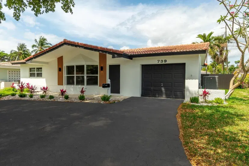 Picture of 739 SE 11Th Avenue, Deerfield Beach FL 33441