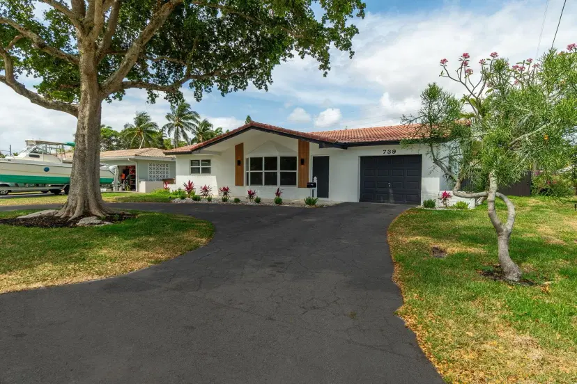 Picture of 739 SE 11Th Avenue, Deerfield Beach FL 33441