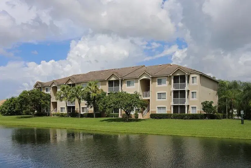 Picture of 8935 Okeechobee Boulevard 204, West Palm Beach FL 33411
