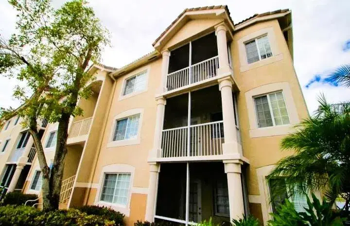 Picture of 8935 Okeechobee Boulevard 204, West Palm Beach FL 33411