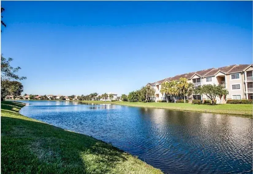 Picture of 8935 Okeechobee Boulevard 204, West Palm Beach FL 33411