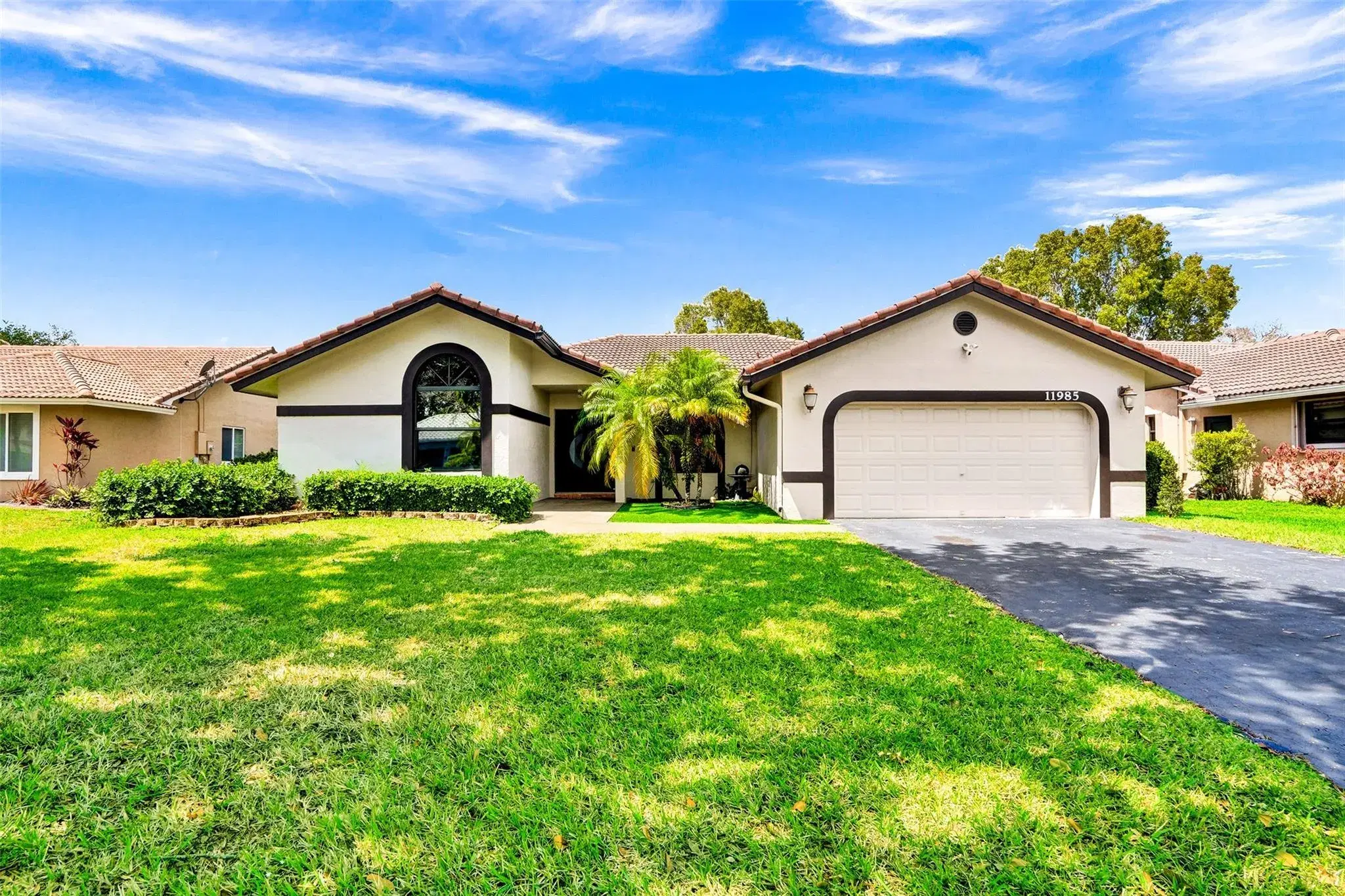 Picture of 11985 NW 2Nd Mnr, Coral Springs, FL 33071