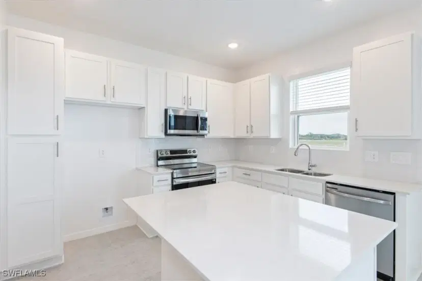 Picture of 42858 Park View Dr, Punta Gorda FL 33982