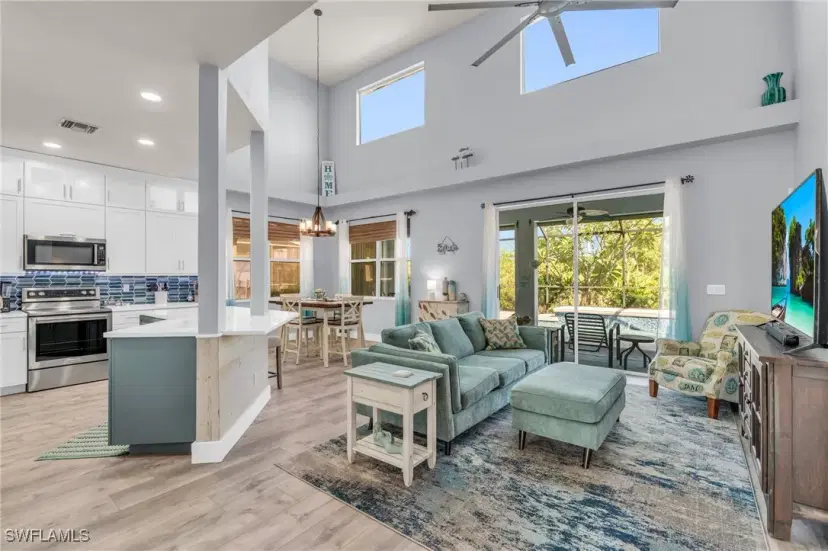Picture of 8524 Southwind Bay Cir, Fort Myers FL 33908