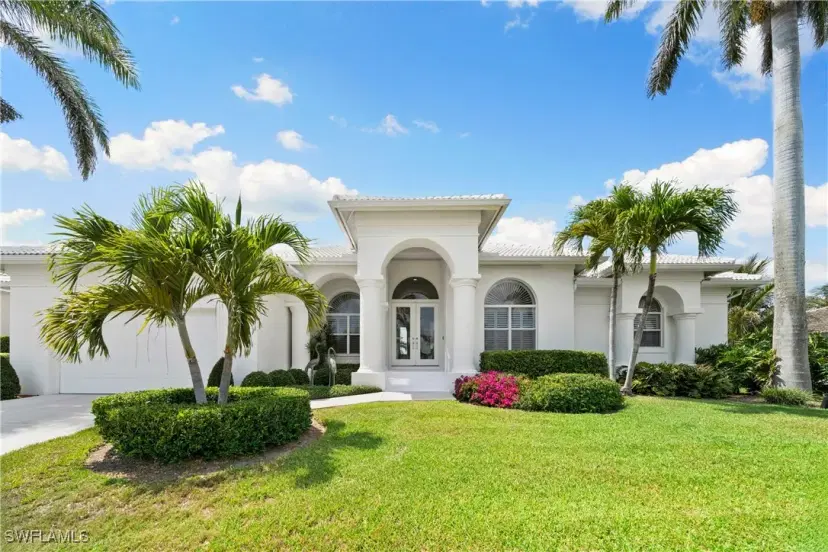 Picture of 529 Tigertail Ct, Marco Island FL 34145