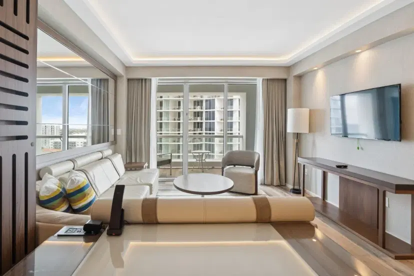 Picture of 551 N Fort Lauderdale Beach H906, Fort Lauderdale FL 33304