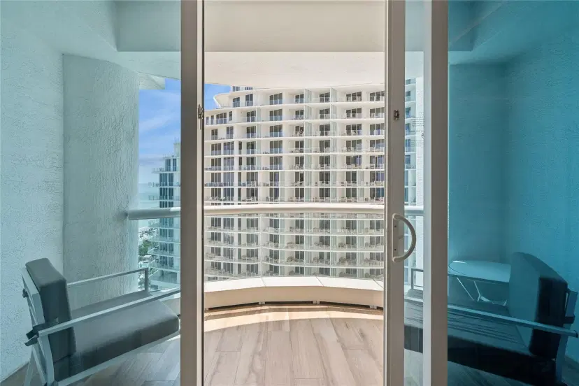 Picture of 551 N Fort Lauderdale Beach H906, Fort Lauderdale FL 33304