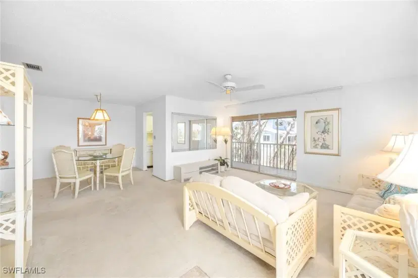 Picture of 1610 Middle Gulf Dr A5, Sanibel FL 33957