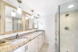 Picture of 2991 SW Sunset Trace Circle, Palm City, FL 34990