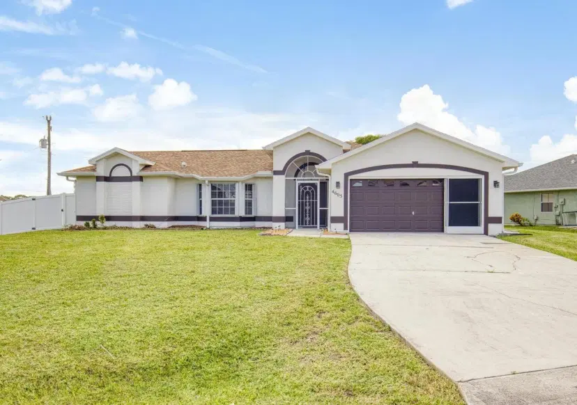 Picture of 4605 NW Gastonia Street, Port St Lucie FL 34983