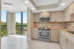 Picture of 6805 Willow Wood Drive 5052, Boca Raton, FL 33434