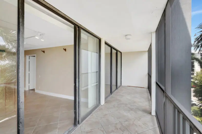 Picture of 6805 Willow Wood Drive 5052, Boca Raton FL 33434
